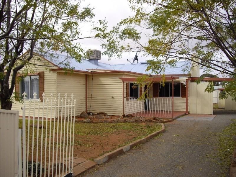 99 Duff Street, Broken Hill NSW 2880