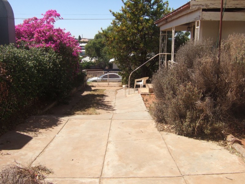 94 Cummins Street, Broken Hill NSW 2880