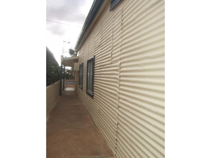 215 Cornish Street, Broken Hill NSW 2880