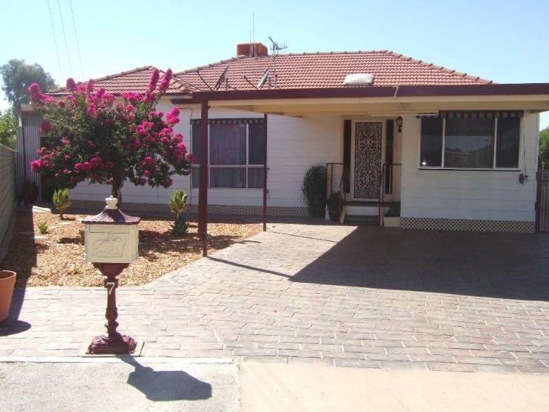 7 Railway Parade, Broken Hill NSW 2880