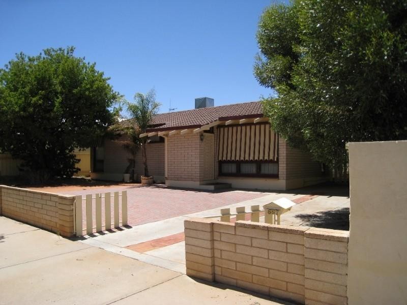 667 Williams Street, Broken Hill NSW 2880