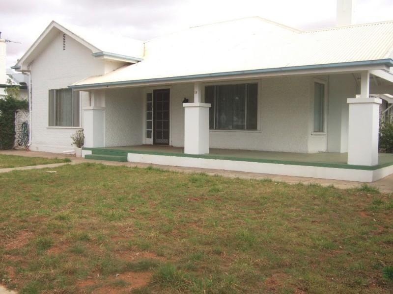 80 Eyre Street, Broken Hill NSW 2880