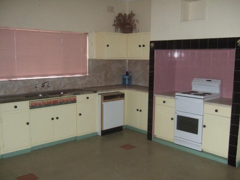 557 Sturt Street, Broken Hill NSW 2880