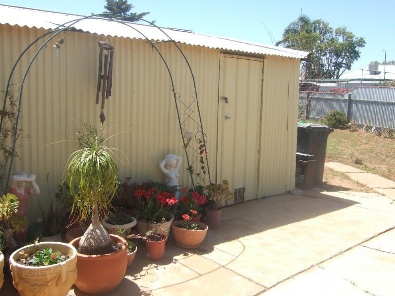 8 Central Street, Broken Hill NSW 2880
