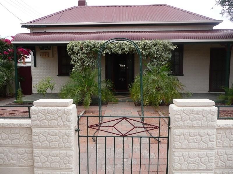 240 Brazil Street, Broken Hill NSW 2880