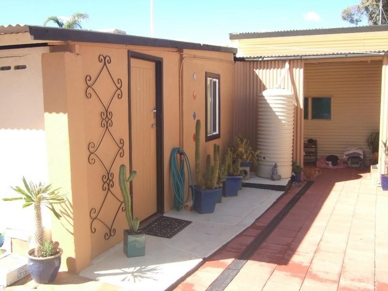 32 Crystal Street, Broken Hill NSW 2880