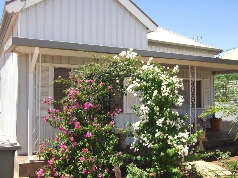 325 Piper Street, Broken Hill NSW 2880