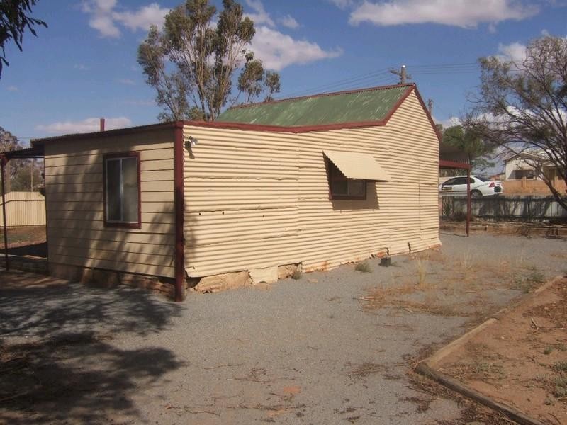 718 Beryl Street, Broken Hill NSW 2880