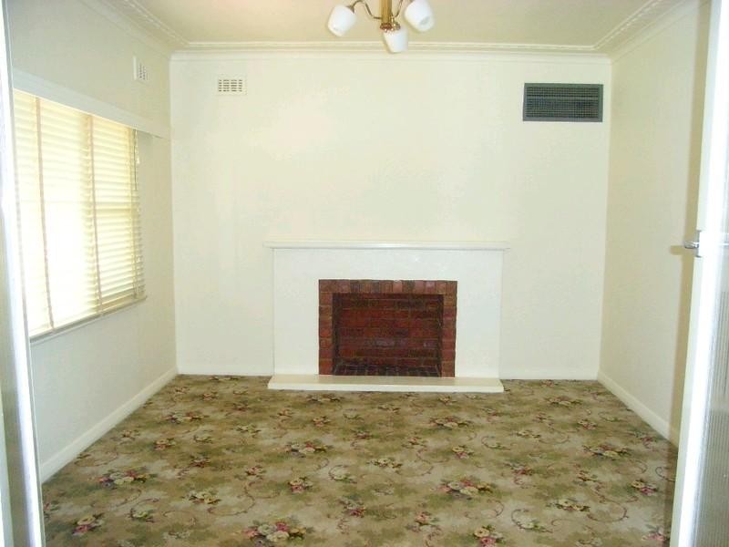 24 Thomas Lane, Broken Hill NSW 2880