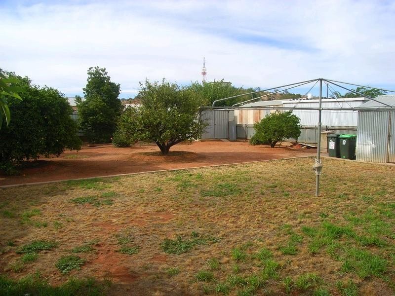 24 Thomas Lane, Broken Hill NSW 2880