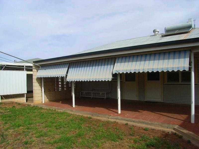 24 Thomas Lane, Broken Hill NSW 2880