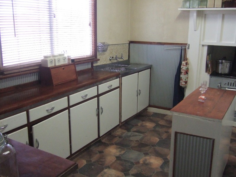 300 Piper Street, Broken Hill NSW 2880