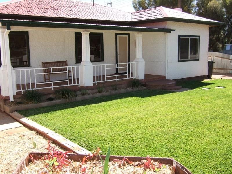 596 Fisher Street, Broken Hill NSW 2880