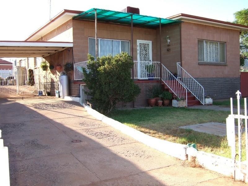 557 Sturt Street, Broken Hill NSW 2880