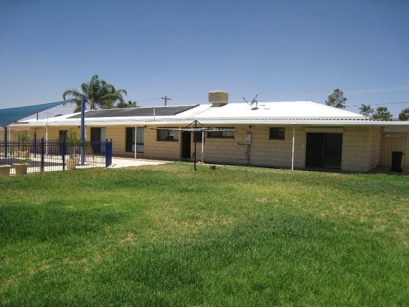 572 Cummins Lane, Broken Hill NSW 2880