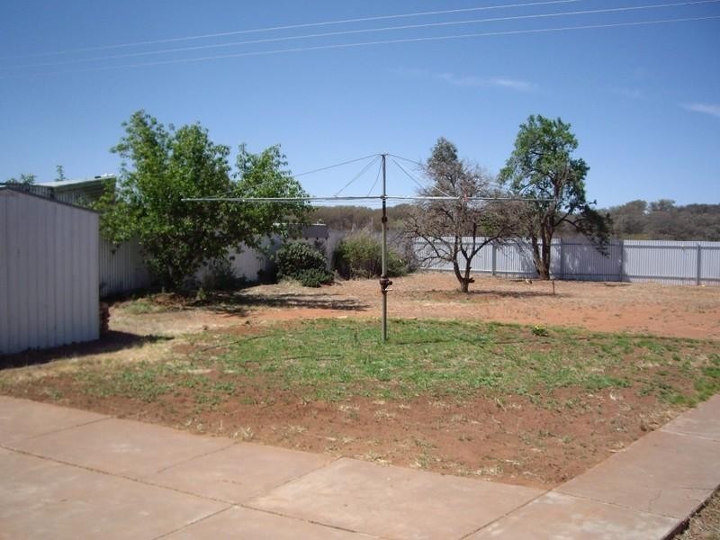 221 Knox Street, Broken Hill NSW 2880