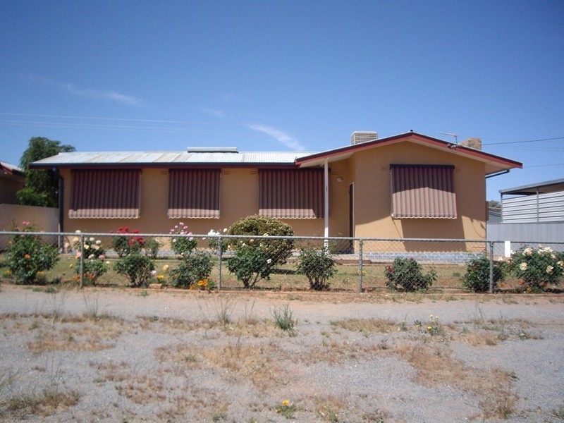 221 Knox Street, Broken Hill NSW 2880