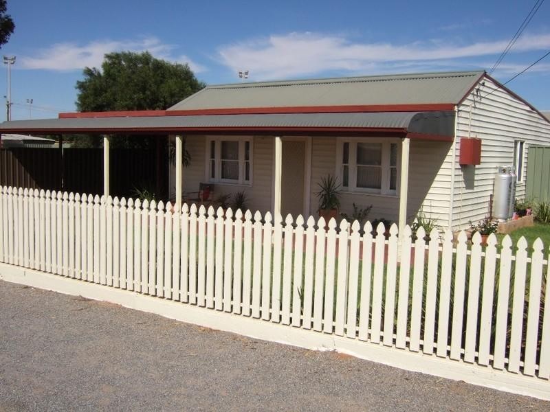 587 Wolfram Street, Broken Hill NSW 2880
