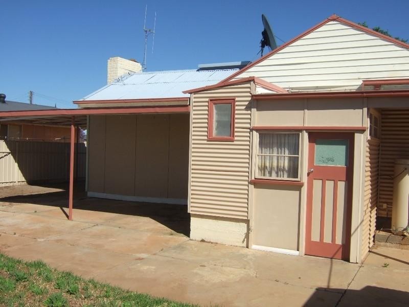 99 Duff Street, Broken Hill NSW 2880
