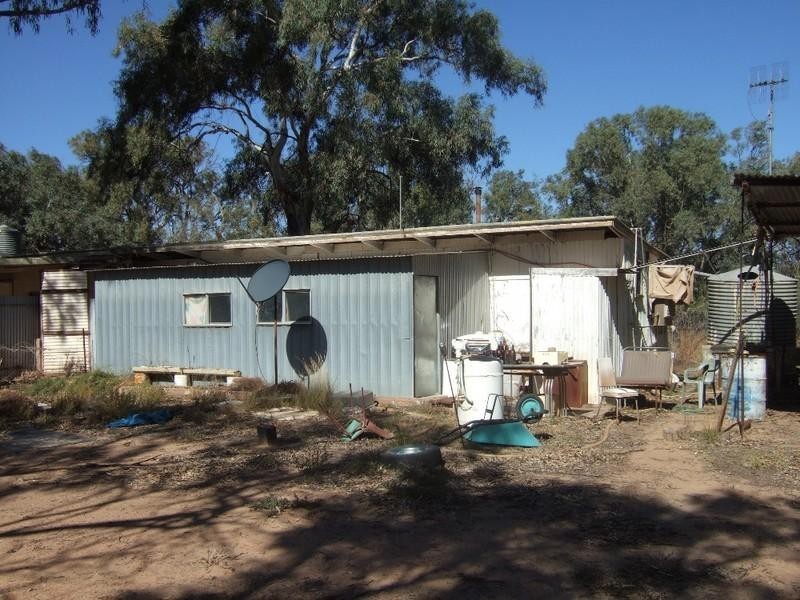 “Box Flat” Irrigation Road, Menindee NSW 2879