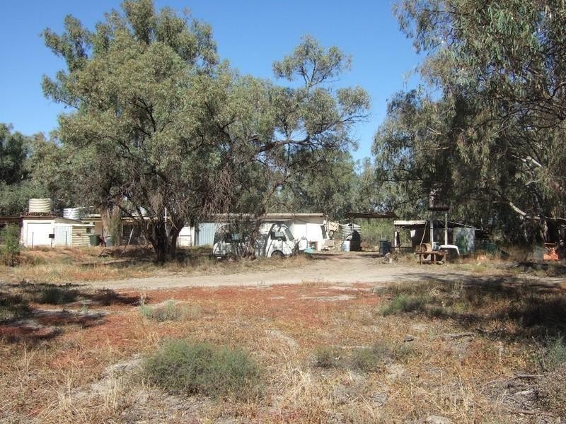 “Box Flat” Irrigation Road, Menindee NSW 2879