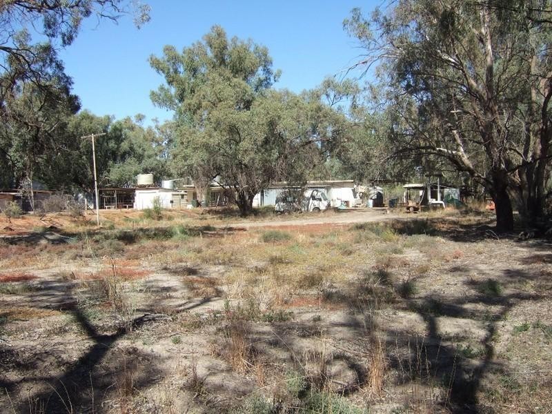 “Box Flat” Irrigation Road, Menindee NSW 2879