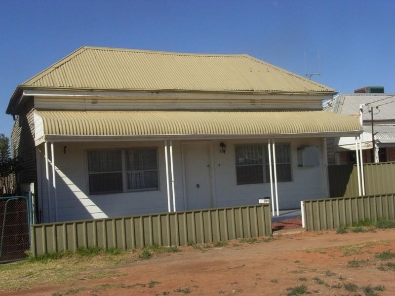 321 Thomas Street, Broken Hill NSW 2880