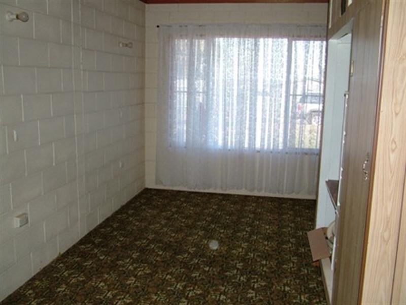 58 Lakeview Avenue, Menindee NSW 2879