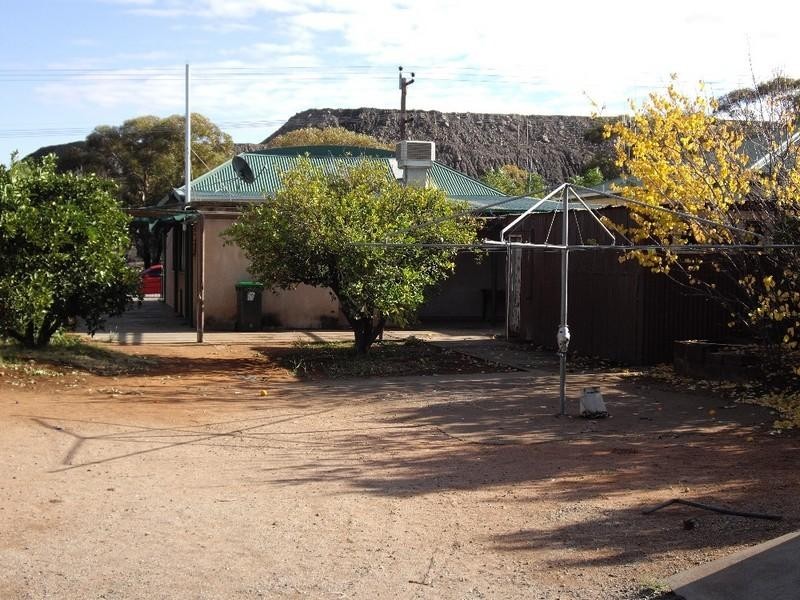 303 Eyre Street, Broken Hill NSW 2880