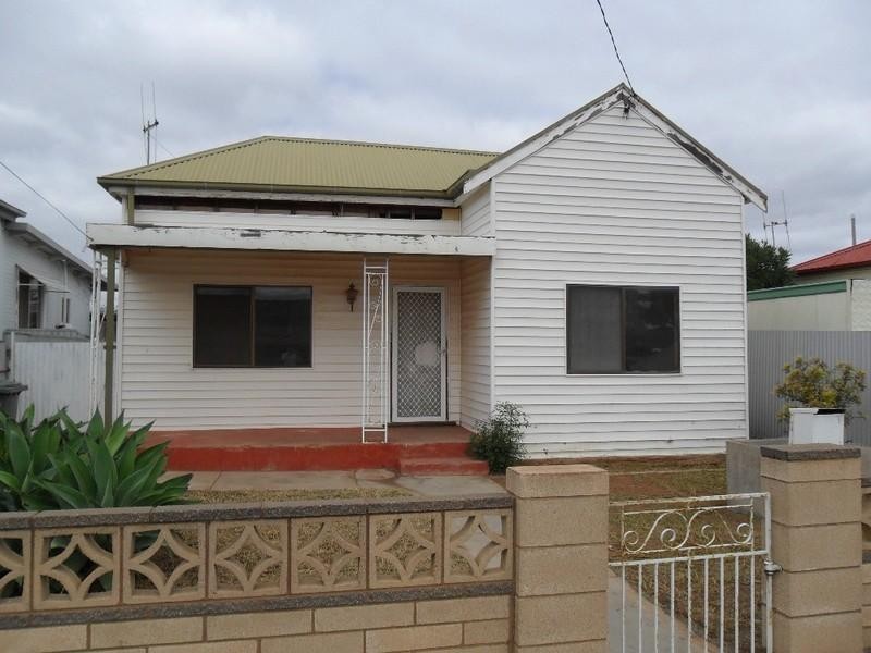 323 Piper Street, Broken Hill NSW 2880