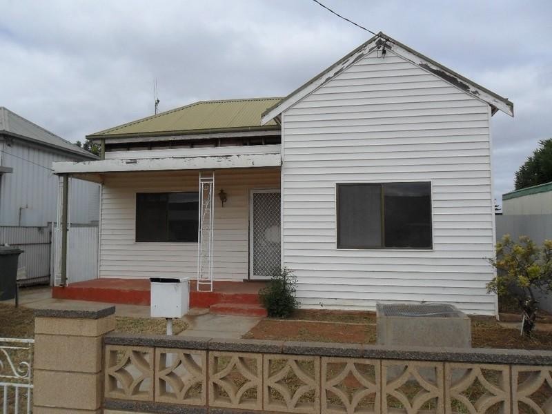 323 Piper Street, Broken Hill NSW 2880