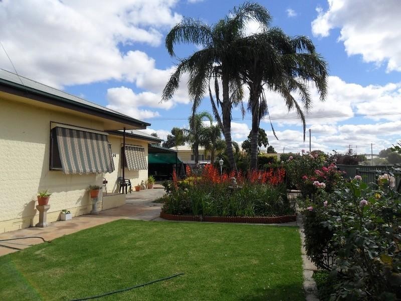21 Creedon Street, Broken Hill NSW 2880