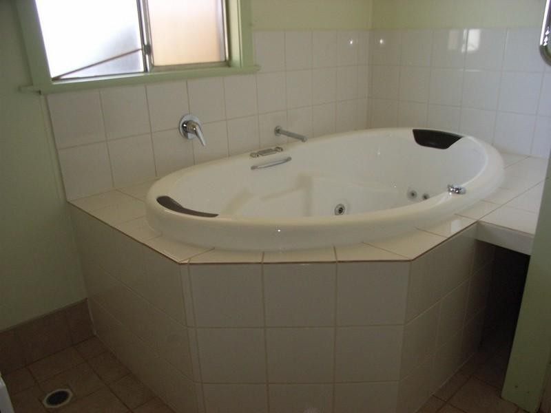 70 Gaffney Lane, Broken Hill NSW 2880