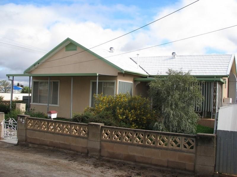 142 Newton Street, Broken Hill NSW 2880