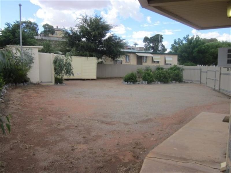 105 Nicholls Street, Broken Hill NSW 2880