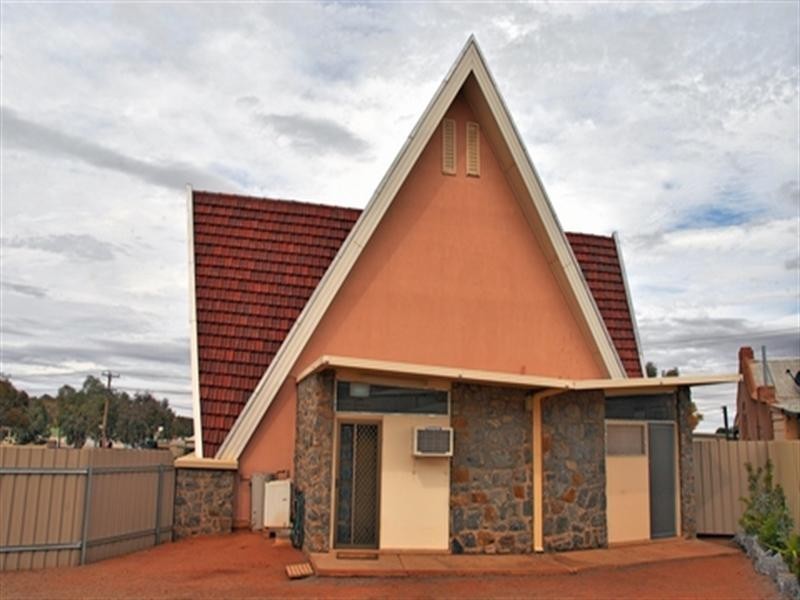 105 Nicholls Street, Broken Hill NSW 2880