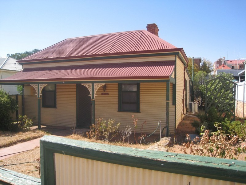 241 Chapple Street, Broken Hill NSW 2880