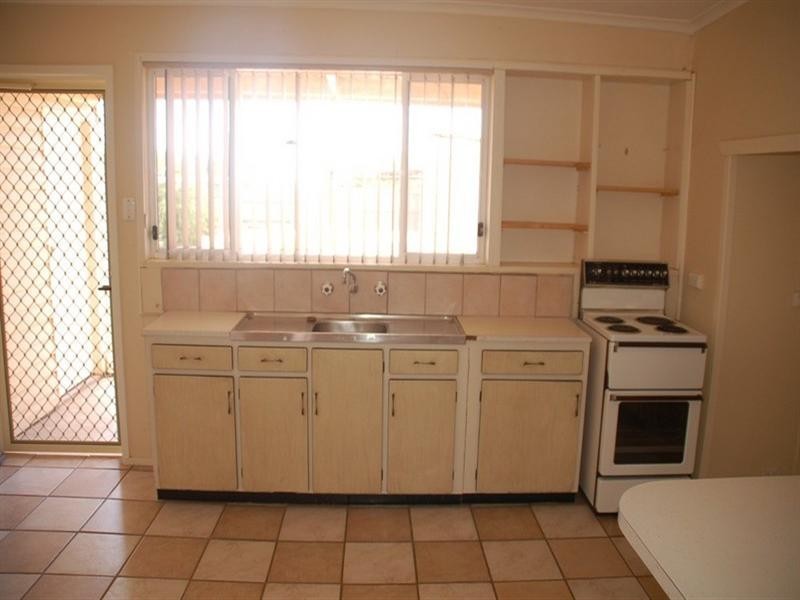 676 Beryl Street, Broken Hill NSW 2880