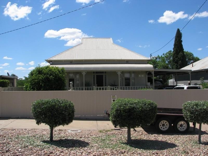 404 Cummins Street, Broken Hill NSW 2880