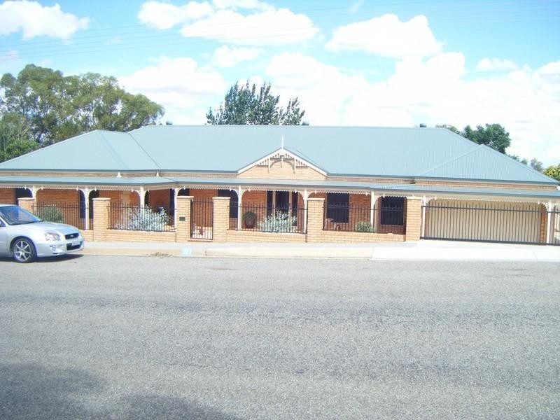 727 Chapple Street, Broken Hill NSW 2880