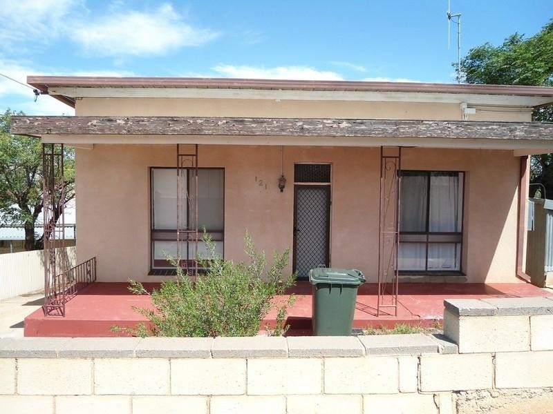 121 Cornish Street, Broken Hill NSW 2880