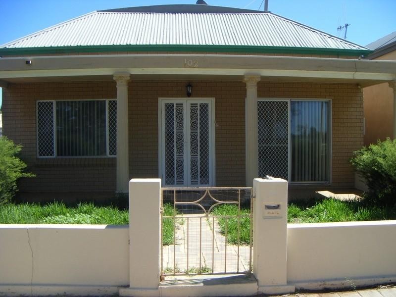102 Wilson Street, Broken Hill NSW 2880
