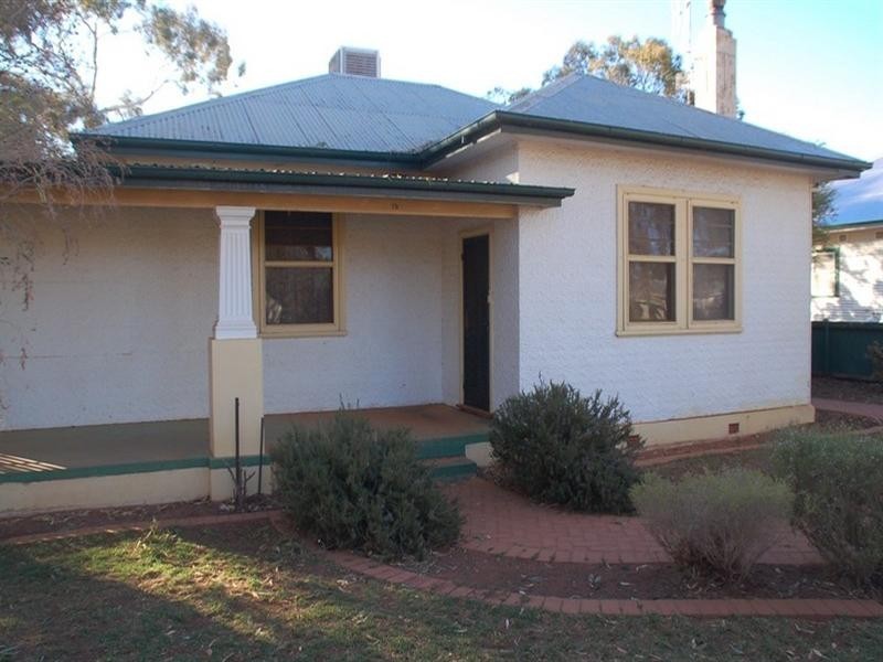 70 Eyre Street, Broken Hill NSW 2880