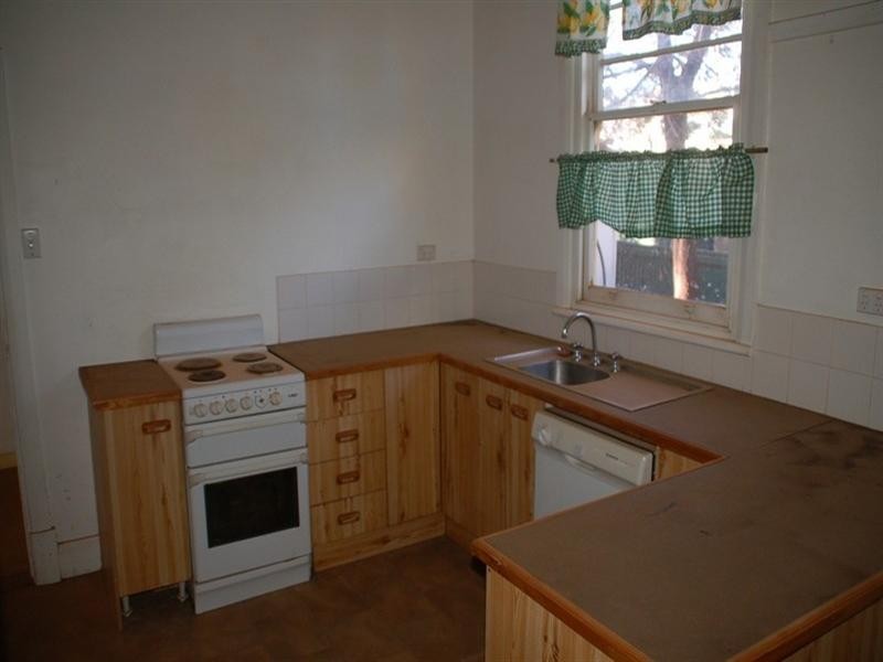 70 Eyre Street, Broken Hill NSW 2880