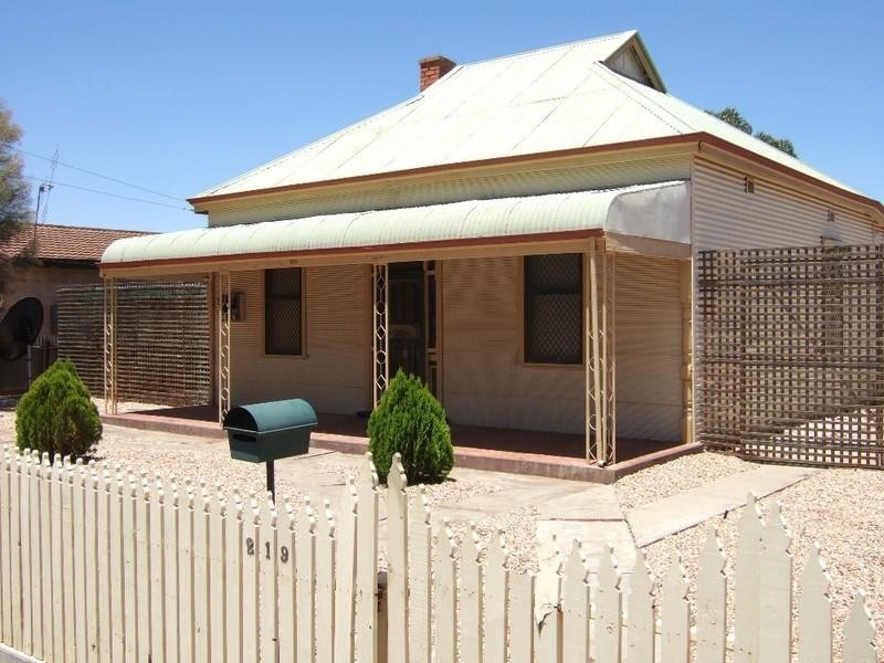 219 Hebbard Street, Broken Hill NSW 2880