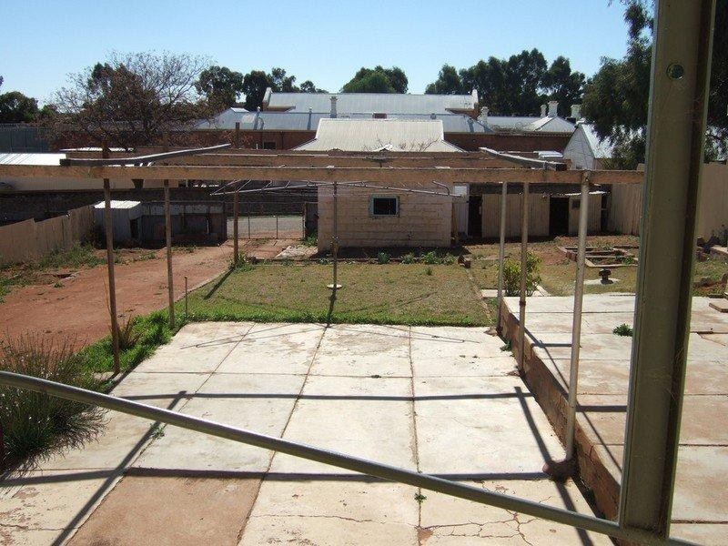 24 Cobalt Street, Broken Hill NSW 2880