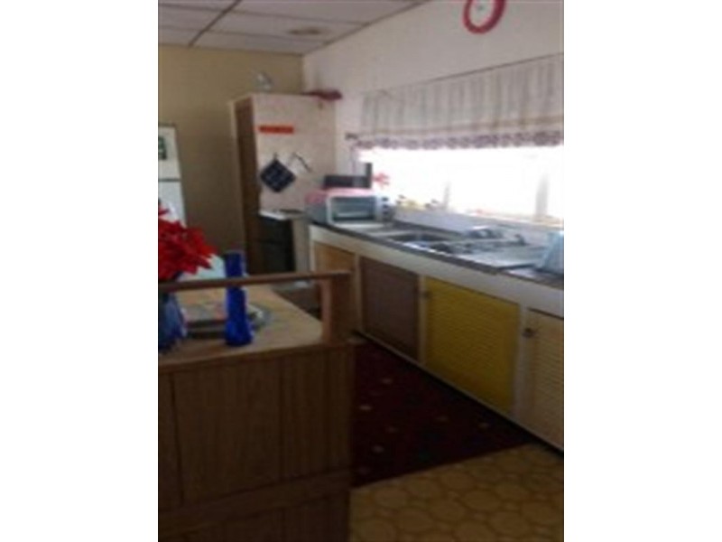 40 Lakeview Avenue, Menindee NSW 2879