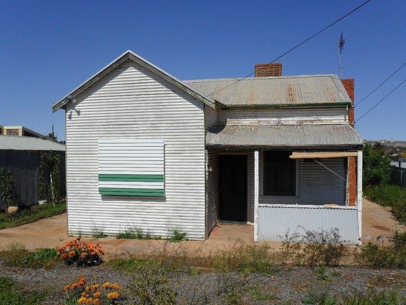 401 Cummins Street, Broken Hill NSW 2880