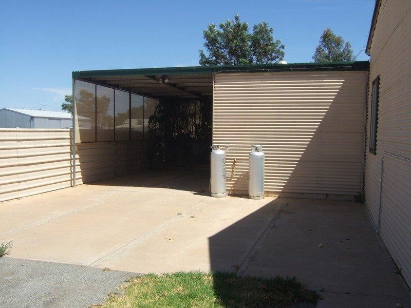 70 Gaffney Lane, Broken Hill NSW 2880