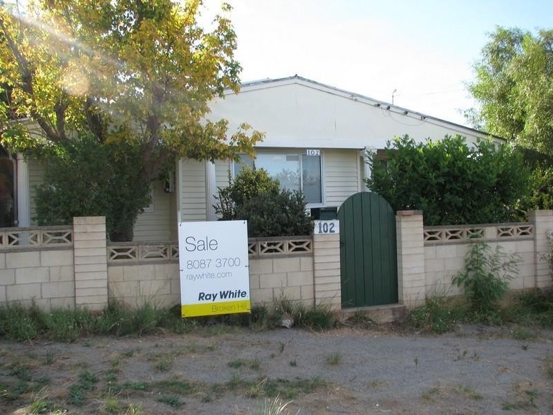 102 Cummins Street, Broken Hill NSW 2880